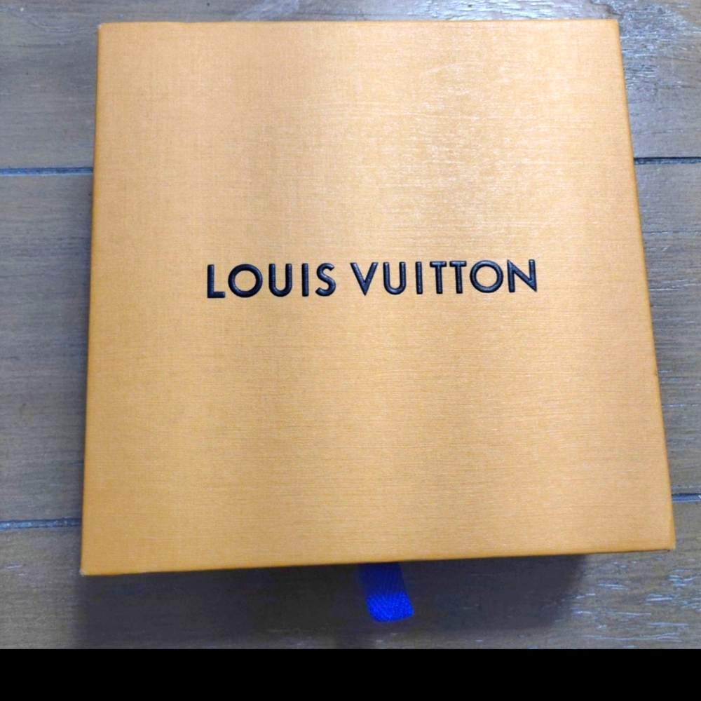 Louis Vuitton box - Drawer style